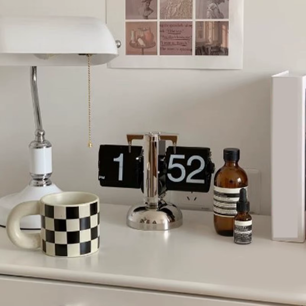 Digital down Clock Retro Minimalist Single Foot Mechanical Auto Clock Desk Clock for Home Livingroom Desk Clock